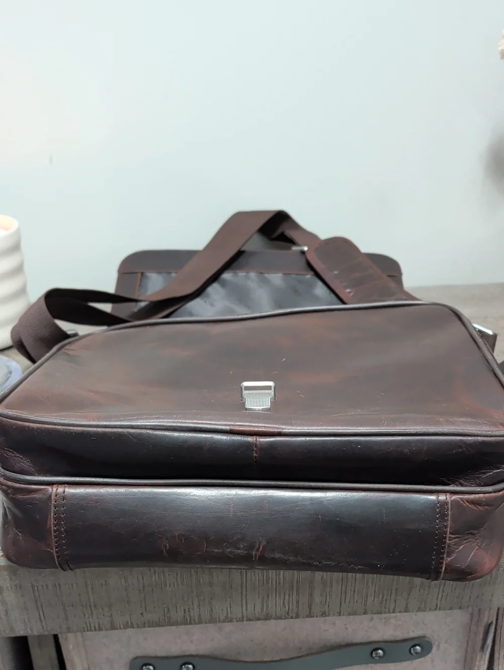 Mancini Buffalo Collection Crossover Tablet Bag (Model 99-5463)